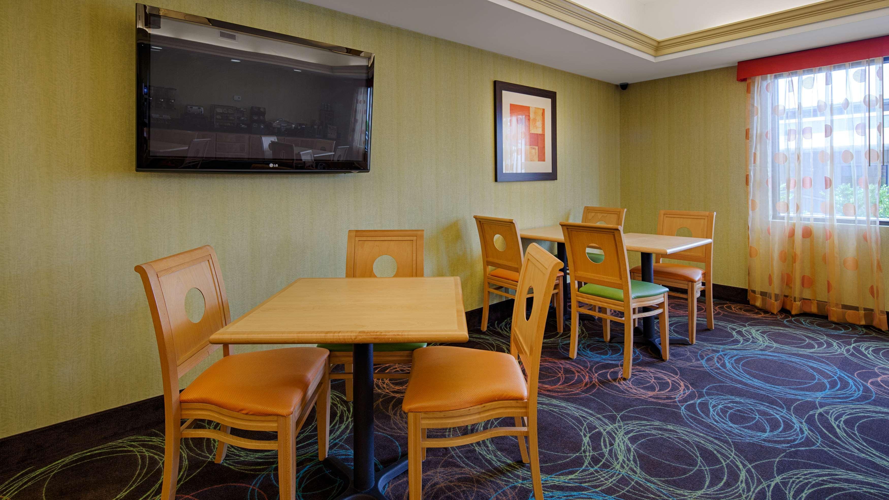 Best Western Plus Glen Allen Inn Exterior foto